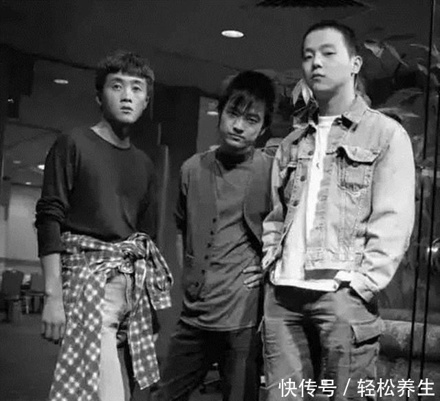 想到|曾经“魔岩三杰”中的一员,却因一句话被封杀,甚至沦落成疯子