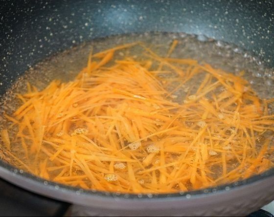  美味|玉米面窝窝头这样做，营养健康又香软美味，一上桌就被家人抢着吃