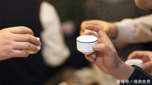 喝酒|国内饮酒人数最多的省份,超65%的人都喝酒,并不是东三省、内蒙