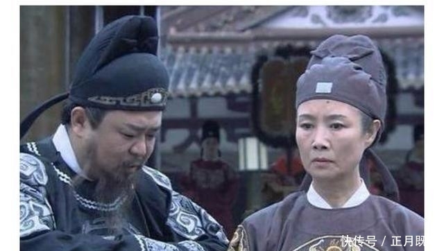 老实|狄仁杰: 别打, 我造反了, 武则天: 造哪门子反, 老实当县令去