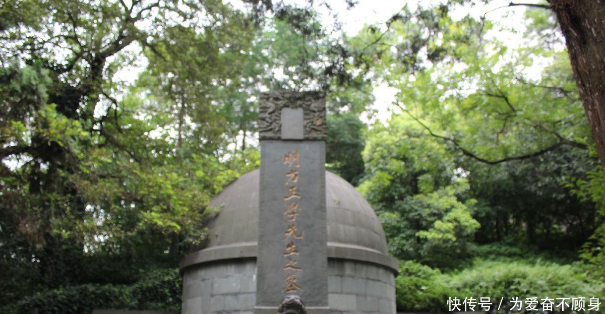 方孝孺|朱棣是背黑锅还是真残忍方孝孺他真被明成祖“诛十族”了吗!