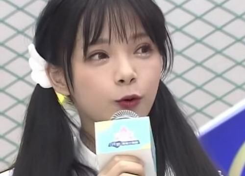  上台|同是网红参加《创3》，谢安然被邀请上台，爆胎却坐在最角落