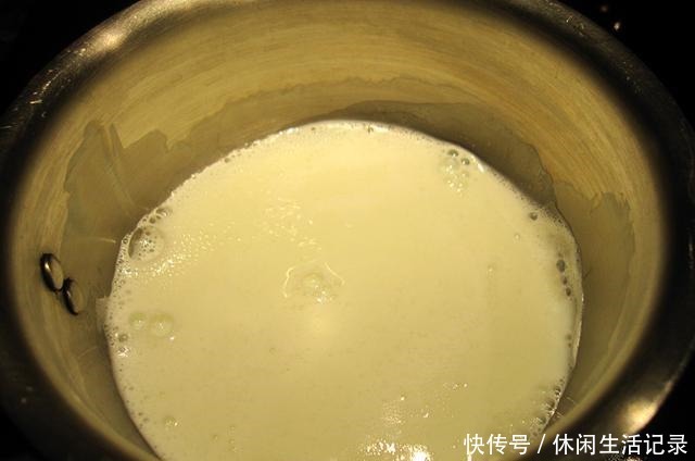 好吃|早餐面包这样做,孩子上学从不赖床,5分钟出锅,简单营养又好吃