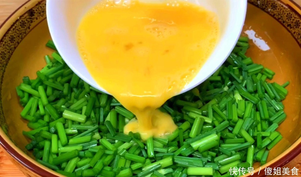 上市|秋天,用此菜炒鸡蛋,比韭菜还要香,2块钱一斤,目前正是上市季