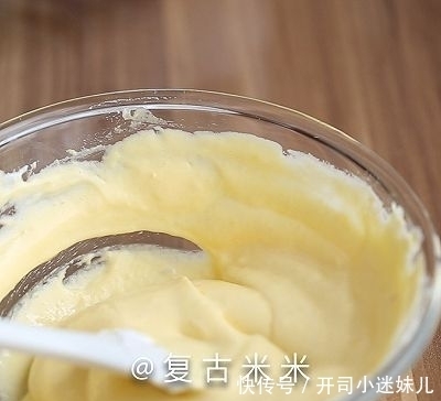  倒入|黑糖珍珠舒芙蕾松饼