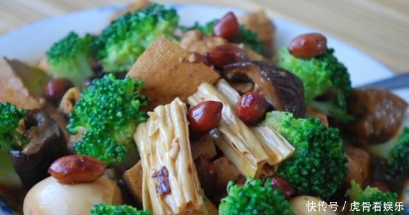 既有|30道以腐竹为主的家常菜,既有凉拌又有热炒,既下酒又下饭