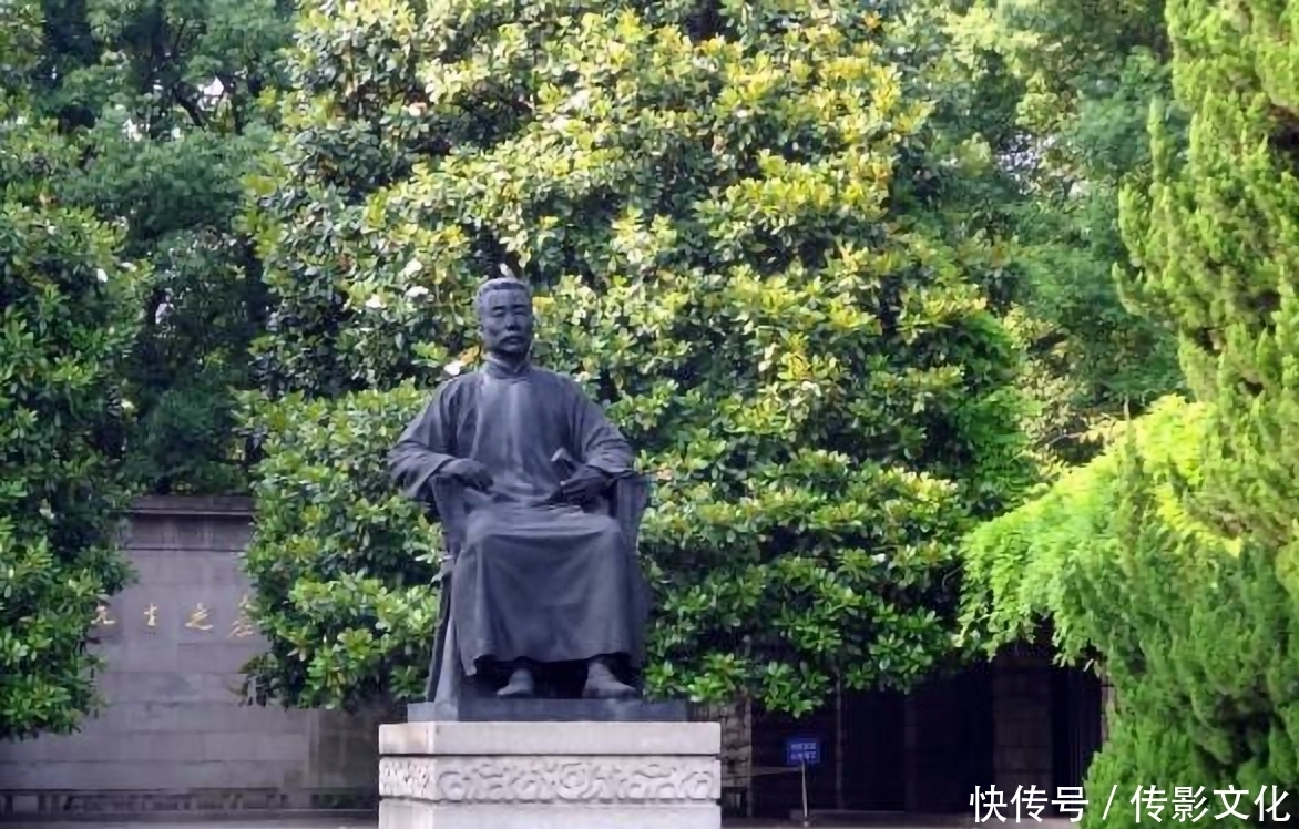  珍贵|1936年鲁迅出殡珍贵老照片，几万人送行，16位文学界大佬抬棺扶灵