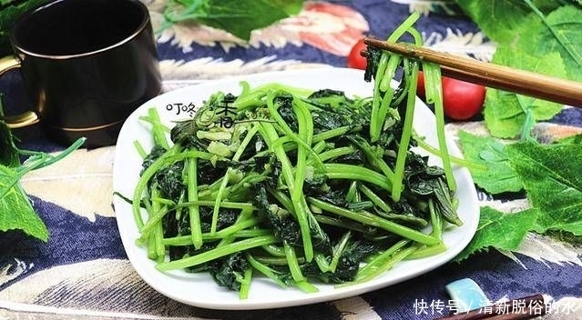  城里|这种叶子在乡下用来喂猪，在城里每斤6元，经常吃它皮肤变得柔软