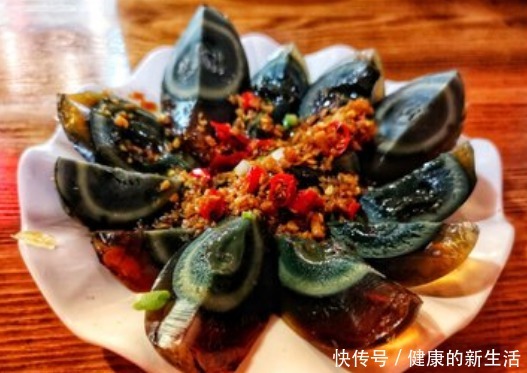 筷子|筷子最难夹住的5道菜,都能夹起来的是大神,外国人看了直摇头!