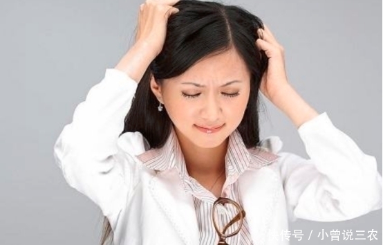 父母|弟弟订婚父母借15万彩礼钱，隔天姐姐蒙了，父母这钱你来还