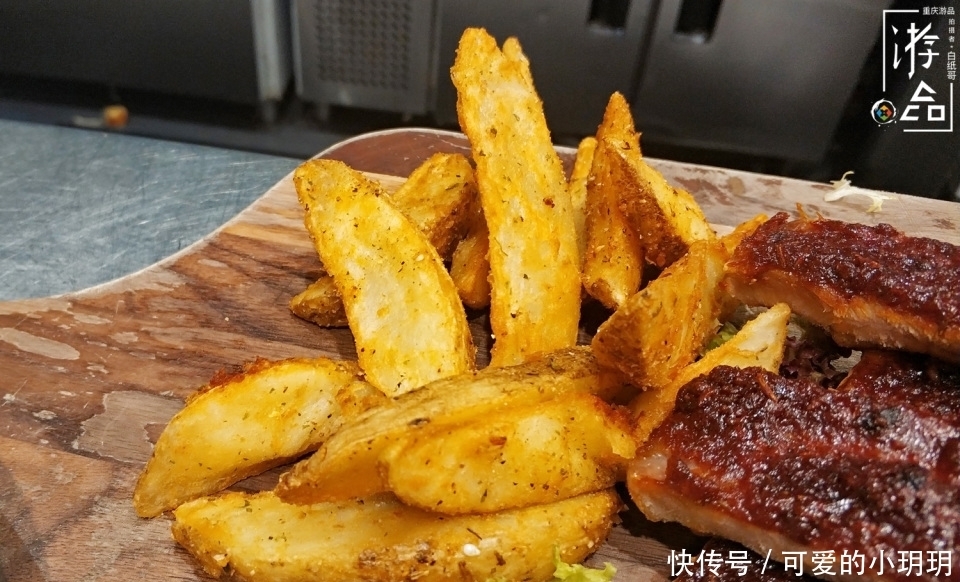 香肠|德国菜里只有香肠？这顿免费的肉食大餐，让我彻底改观