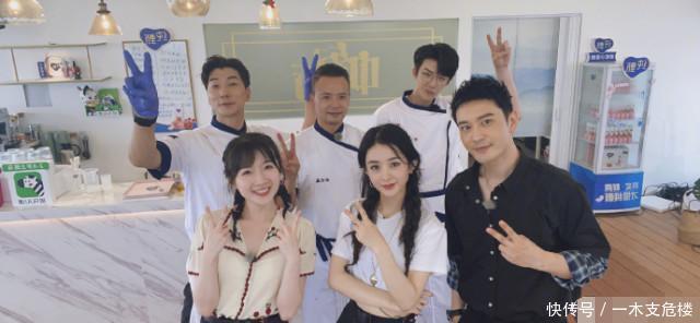  流量|赵丽颖扒拉菜碟被吐槽，《中餐厅》套路如此明显，你还会继续追吗？