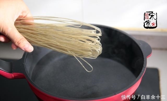 立秋吃茄子|立秋，这馅儿的饺子别错过，2元一斤，多吃去火防秋燥