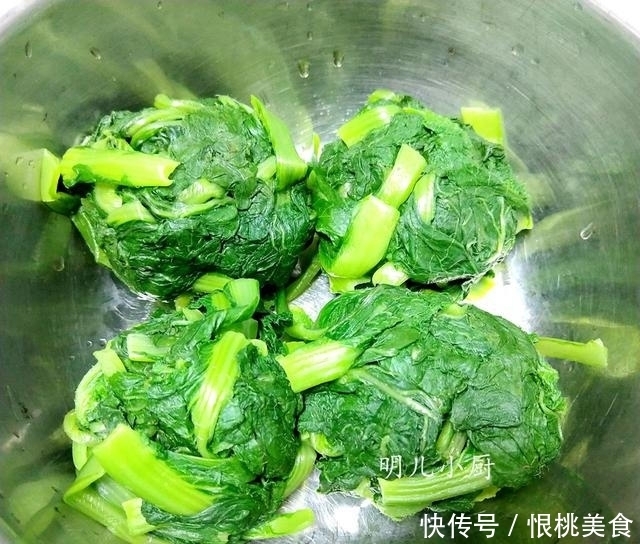 大白菜|这菜的营养远高于大白菜,掌握这2步,翠绿鲜嫩不发黄,补钙超棒