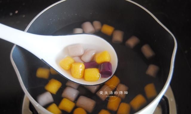 简单|想吃芋圆不用买了,三种食材简单一做,想吃就吃,放半年也不会坏