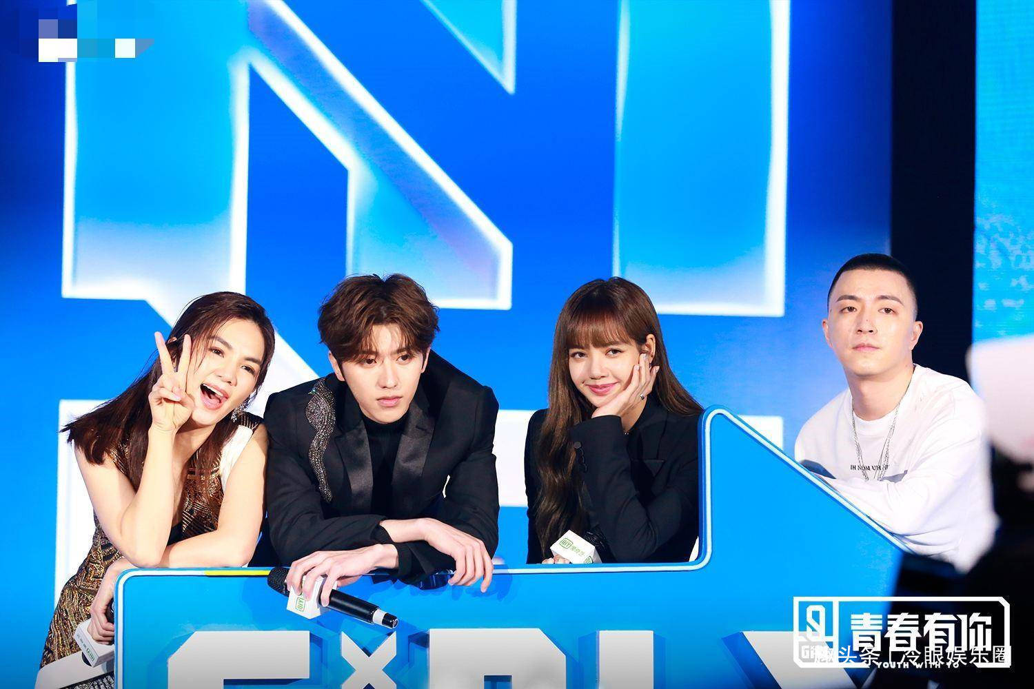  肖战|数万粉丝为肖战正名，青你2打榜饮料无人喝，被倒掉后怪代言人