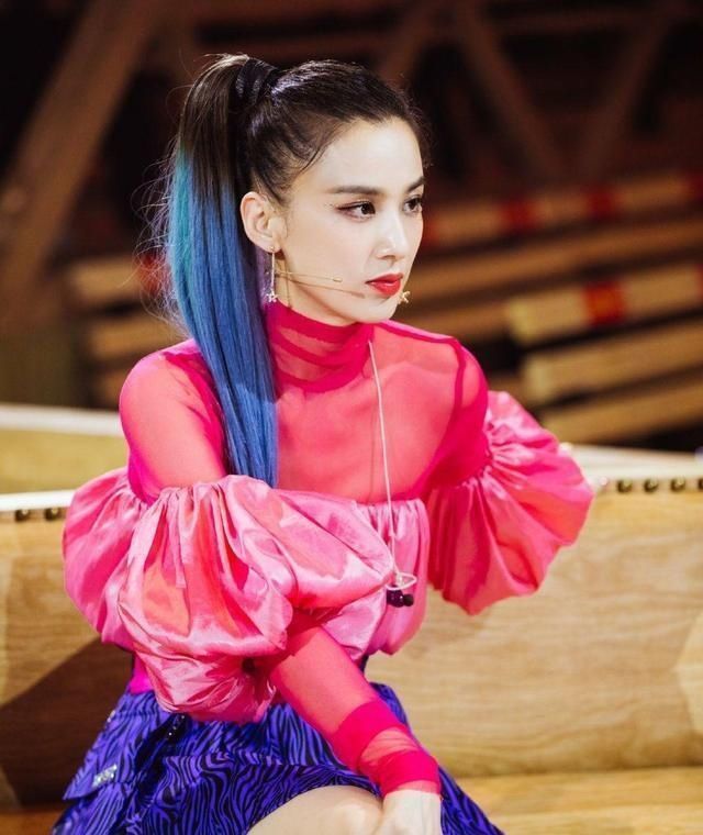 假唱|假唱,假哭,《乘风破浪的姐姐》一副好牌被打的稀碎