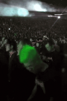 才能|搞笑GIF：哥们，你这样锻炼的方式不对啊，是谁教你的要吃饱才能锻炼减肥的啊