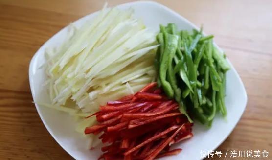 简单|仔姜配上肉丝,炒出来又香又下饭,关键做法太简单了