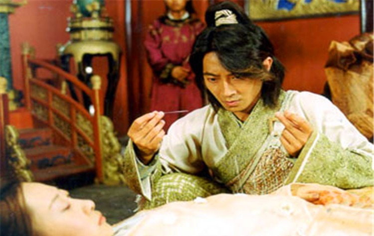 慈禧|李莲英表姐曾是慈禧贴身侍女,80岁说出慈禧死因,太医都不敢说