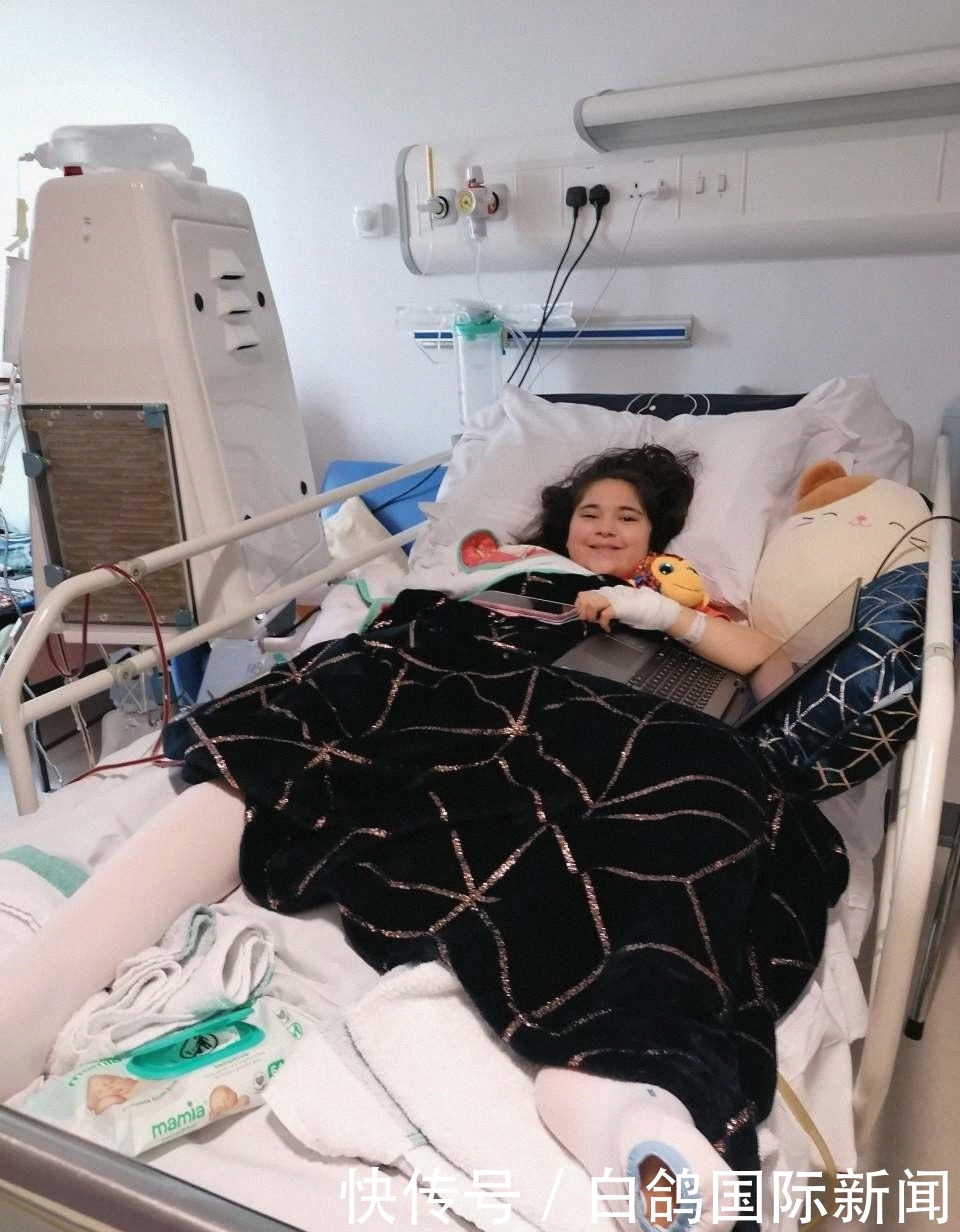 玛莉卡|英国11岁女孩患“百万分之一”机率的罕见病,胸部以下全瘫痪