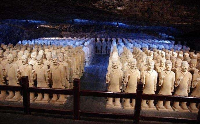 曹操|最诡异的墓葬,占地约700平,困住考古队2天,传闻埋着40万斤黄金