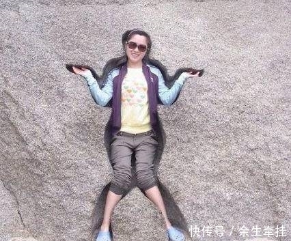 搞笑|搞笑图片幽默段子笑话:还没开始吃,半个苹果就没了,哈哈哈