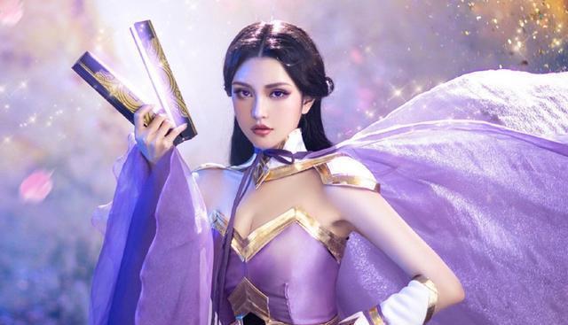 肯定还|有种“巅峰”叫分手后的周扬青,扮紫霞美出新高,确定不是原画