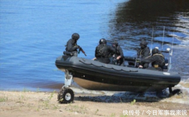  军用|俄罗斯特种部队的三轮冲锋舟和军用电单车