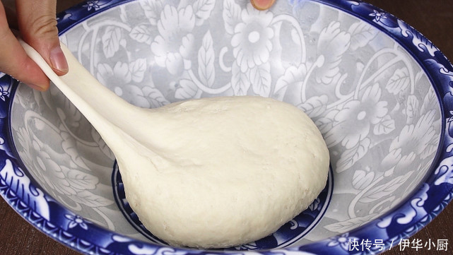 过瘾|早餐这样吃太过瘾了,不烫面不发面,柔软又多层,比饺子还好吃