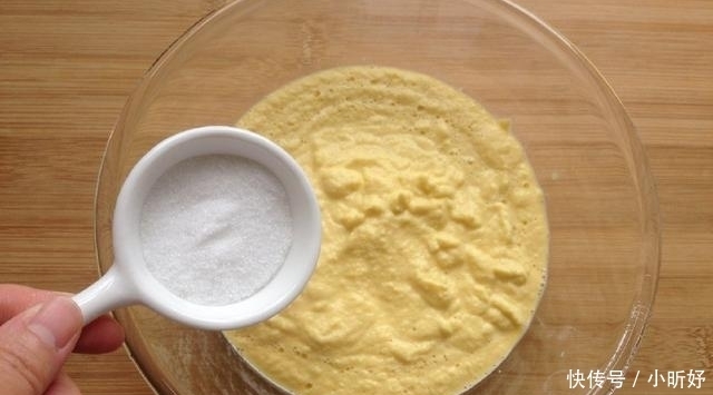 香甜|玉米别再啃着吃了,换个做法,香甜软糯,孩子最爱吃