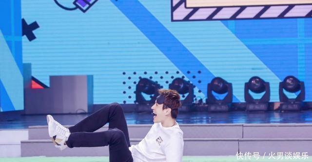  快本|《快本》终于请对了嘉宾！不偏心不抢戏，全程笑到肚子疼