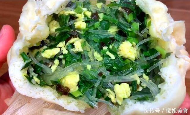 韭菜|夏天最香的菜,1块钱1斤,用来做包子,味道鲜美,连吃3天都不腻