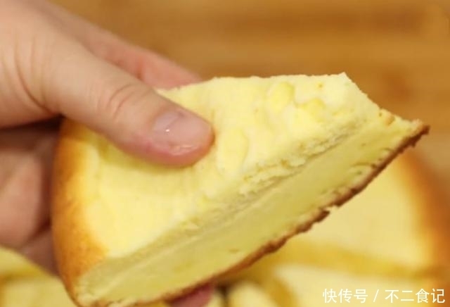 蛋糕|蛋糕最简单的做法,不用烤箱不用打蛋器,利用2个小妙招轻松解决