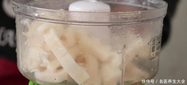 莲藕花生米丸子|吃了几十年的莲藕,这吃法第一次见,出锅鲜香味美待客有面子