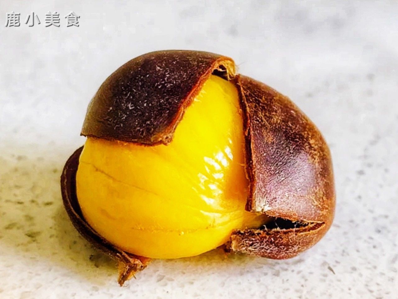 方法|板栗难掰还易碎？别用牙咬了，教你3招，板栗轻松去壳，完整干净