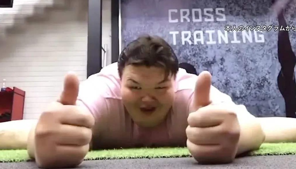 真的|日本史上最重相扑,一年内狂减 200 斤,真的不要太萌了