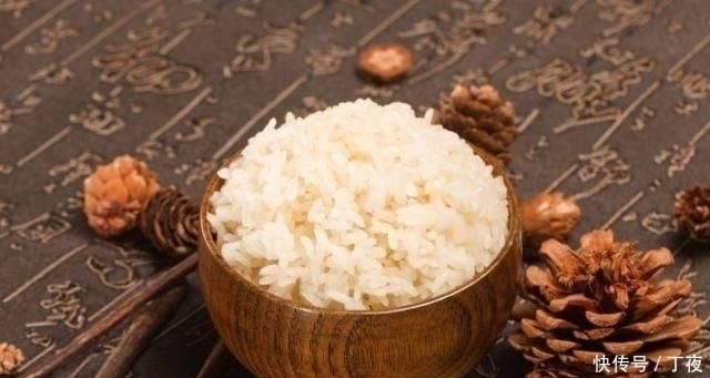 家庭|美食诱惑,直击:美国人家庭,看看他们一日三餐都有什么,你怎么看呢?