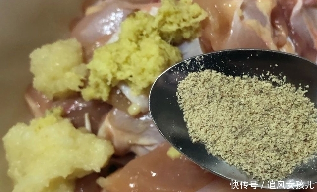 美式炸鸡|比外卖好吃!大叔教你炸鸡腿肉,轻盈松脆,鲜嫩多汁,家人喜欢!