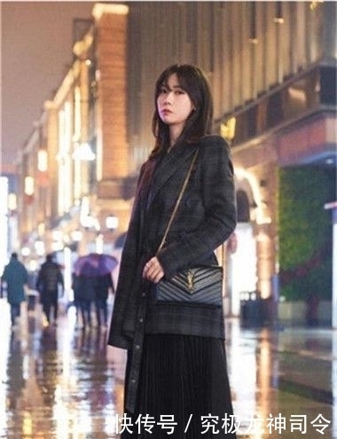 很好|个性时尚的美女街拍:气质很好的美女,展现女神姿态!