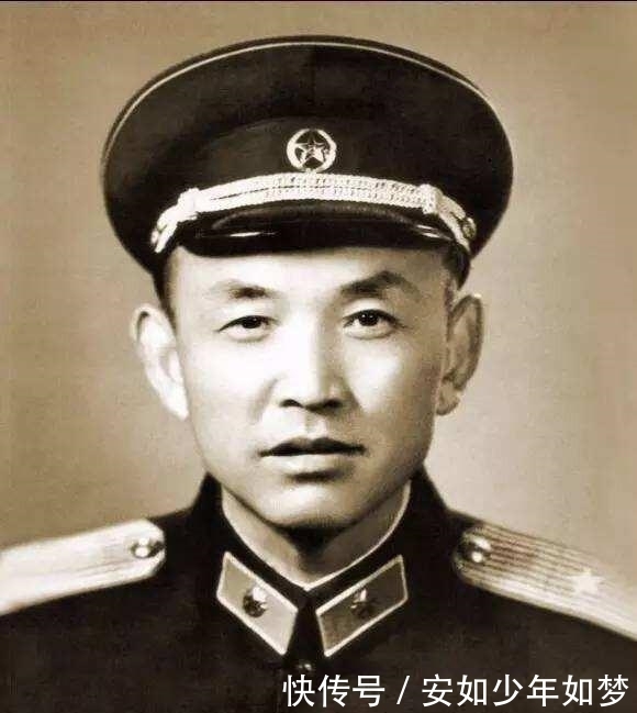 国民党|淞沪会战中，王敬久麾下的一个传令兵，后来成为开国少将