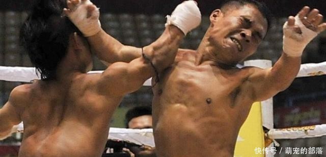  男孩|缅甸17岁男孩看上去只有6岁！高考时，连监考老师都跑来合影