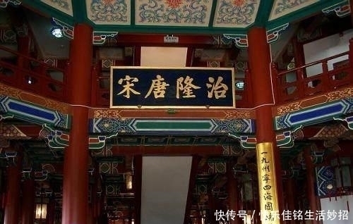 拜谒朱元璋陵墓|康熙皇帝一面给朱元璋扫墓一面将他的子孙赶尽杀绝