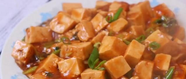 点名|豆腐自从学会这个做法,家人三天两头点名吃,鲜嫩入味,比肉都香