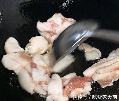  肉片和香肠|荸荠大蒜炒香肠肉片
