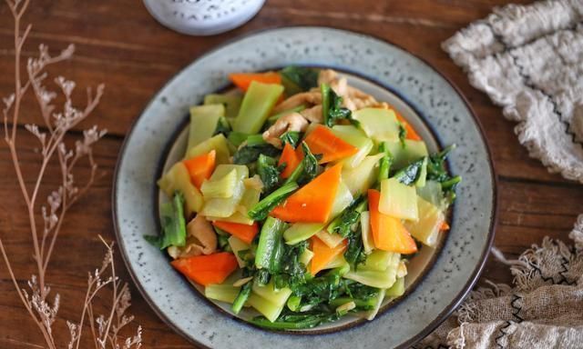  孩子|夏日就吃时蔬菜，口感清新脆爽，促进食欲，最适合老人和孩子吃