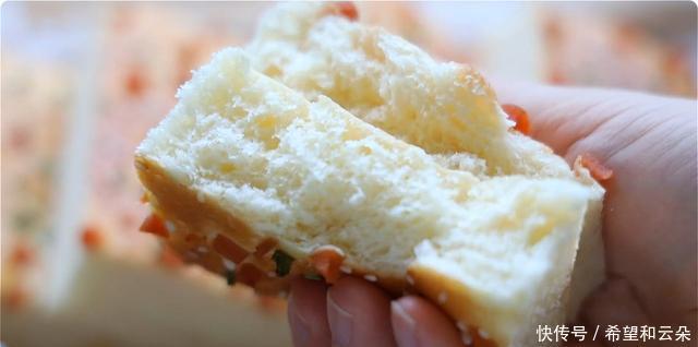 浓郁|分享美味早餐,做法简单,比馒头营养,比油条健康,葱香浓郁松软