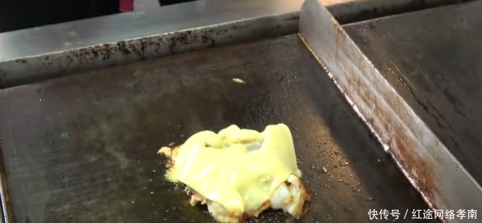 吃过|泰国街头最奢侈铁板大龙虾汉堡,一份一百元,当场吃完再买一份