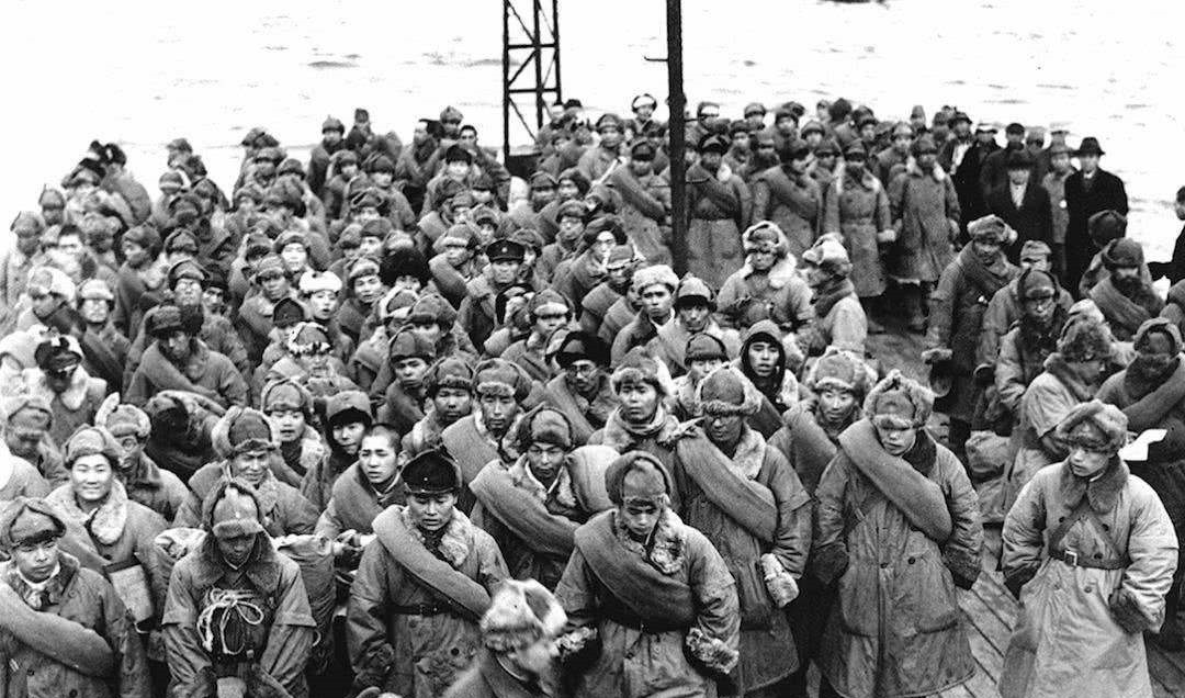 日本|日本军人军帽上的两块破布是干啥用的？你知道吗？