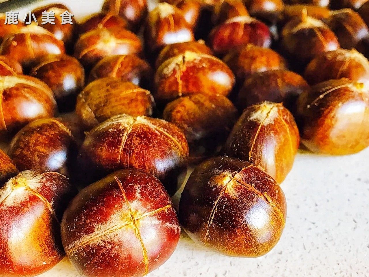 方法|板栗难掰还易碎？别用牙咬了，教你3招，板栗轻松去壳，完整干净